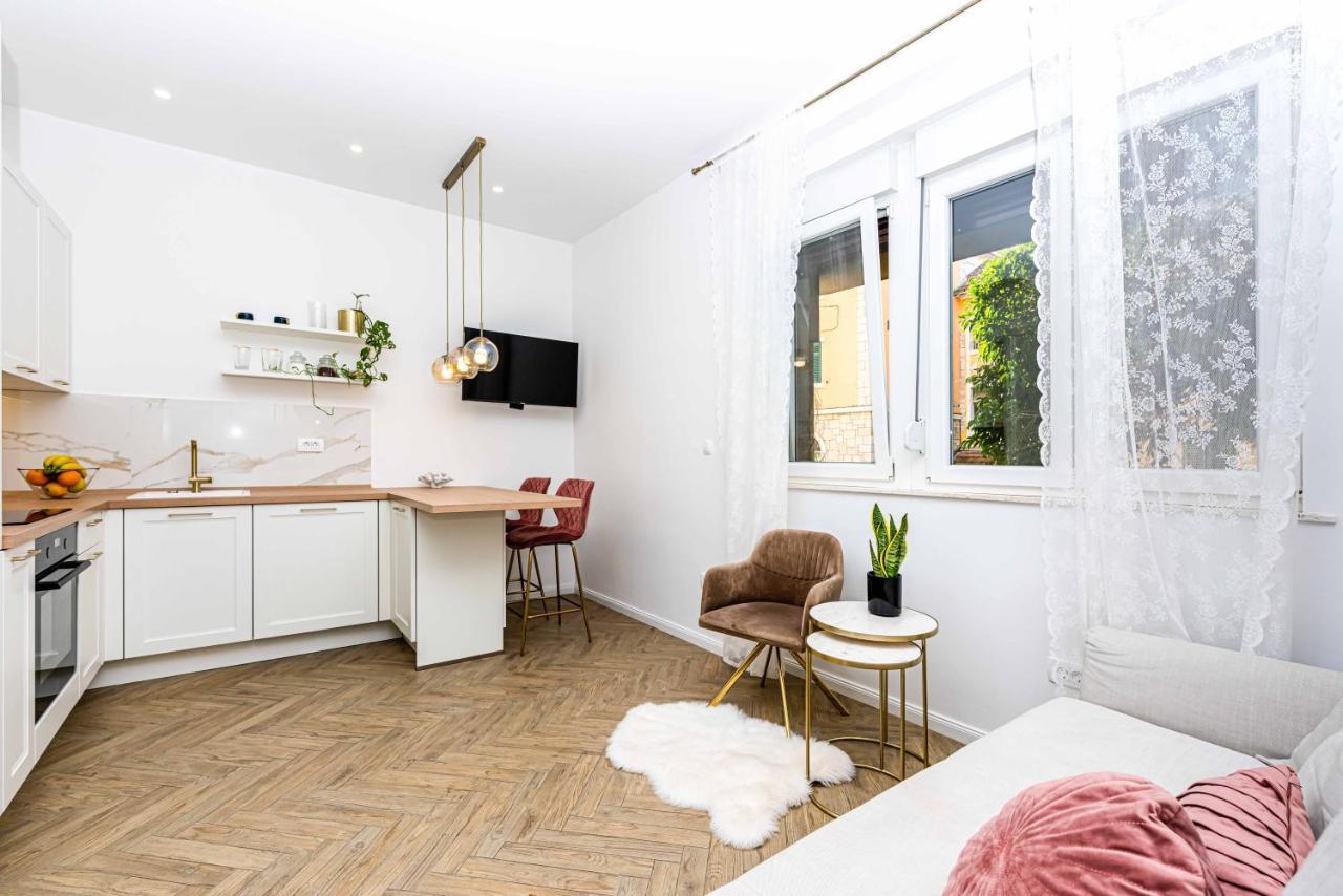 Beautiful Apartment In Split Center Kültér fotó